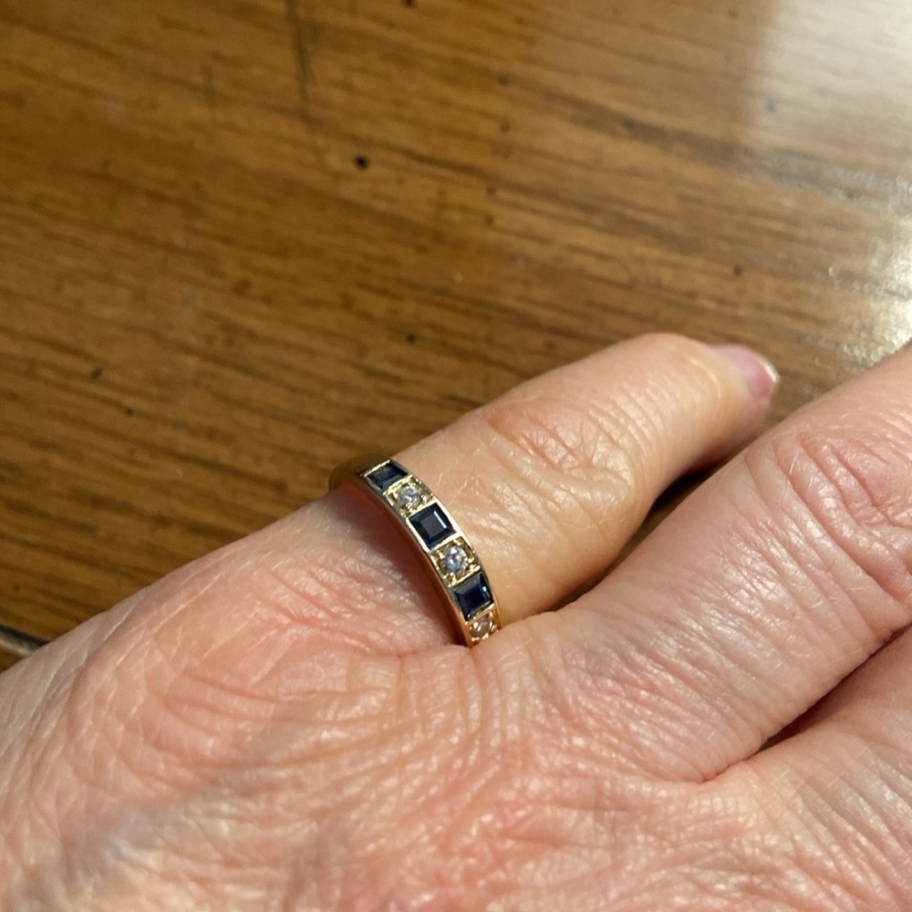 14 K solid gold diamond and sapphire ring - Picture 5 of 6